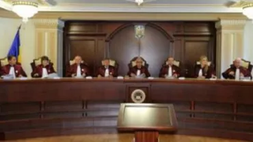 CCR a motivat decizia în conflicul Ponta - Băsescu: Președintele poate să își exprime opinii și poziții politice