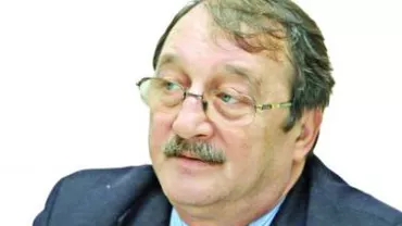 DNA: Mircea Băsescu a fost reținut pentru 24 de ore și dus în arestul Poliției Capitalei, fiind acuzat de trafic de influență