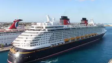 Brazilia: Un suporter mexican s-a aruncat în ocean de pe un vapor, în timp ce se afla în stare de ebrietate