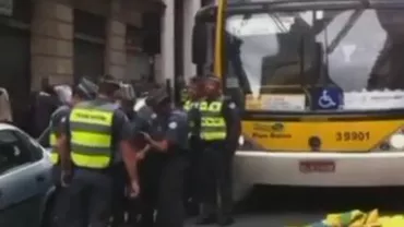 Noi manifestații violente în Sao Paulo: Oamenii se plâng de costurile mari destinate Cupei Mondiale