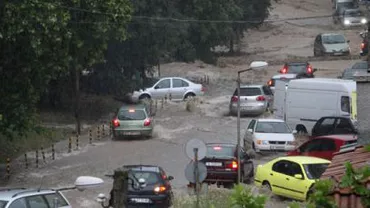 Turistă blocată în Albena: Cei de la Ambasada Română mi-au spus că nu ne pot ajuta. Personalul hotelului a plecat, am rămas noi să adunăm apa