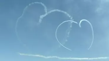 Show aviatic de excepție pe Aeroportul Băneasa din București: Acrobații aeriene cu 100 aeronave
