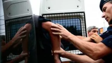 Procurorii DNA l-au reținut pentru 24 de ore pe șeful Poliției Rutiere Brașov