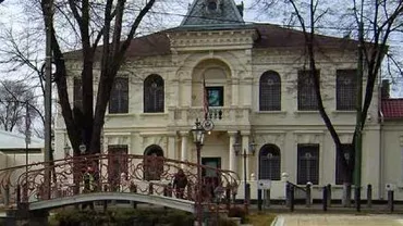 Protest în faţa ambasadei SUA din Chişinău faţă de semnarea Acordului de asociere cu UE
