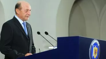 Contestația președintelui Băsescu față de amenda pentru afirmația privind romii nomazi a fost respinsă