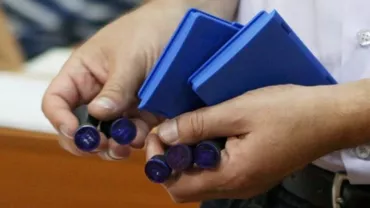 Două persoane condamnate la un an şi patru luni închisoare, în dosarul "Fraudă la referendum"