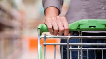 România a înregistrat în luna mai al doilea cel mai puternic avans al vânzărilor de retail din UE