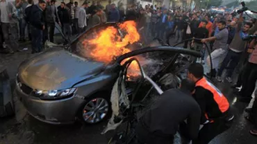 Violenţe în oraşe arabe israeliene, tiruri şi raiduri în Fâşia Gaza