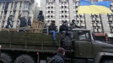 Ucraina: Patru persoane au fost rănite într-un schimb de focuri în Piaţa Independenţei din Kiev