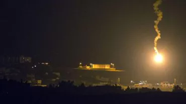 Fâșia Gaza, vizată de zeci de raiduri israeline, după ce Hamas a lansat mai multe tiruri de rachete