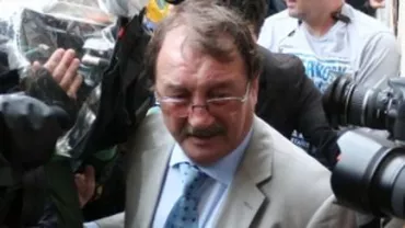 Procurorii DNA pun sechestru pe averile lui Mircea Băsescu și Marian Căpățână