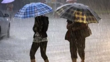 ANM a emis cod portocaliu de grindină și vijelie pentru județul Vaslui