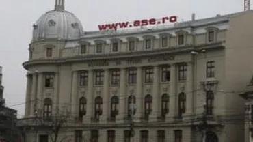 Prodecanul Facultăţii de Finanţe-Bănci din ASE a fost reținut pentru luare de mită de la studenți