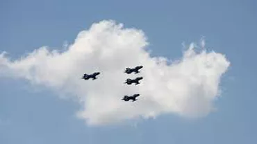 Show aerian de excepție la Câmpia Turzii, cu ocazia Zilei Aviației Române
