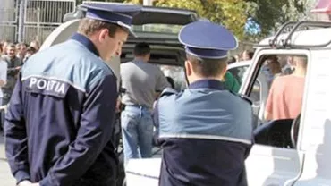 Percheziții în București la locuința unui bărbat acuzat că a abuzat sexual opt copii