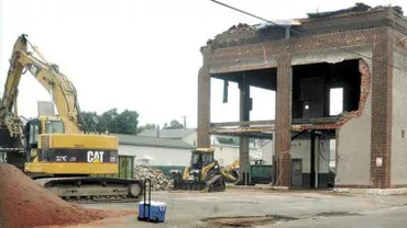 Incendiu izbucnit la o răfinărie din Mexic: Peste 20 de persoane au fost rănite