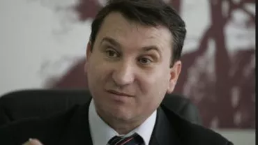 Primarul suspendat al Bacăului, Romeo Stavarache, a fost trimis în judecată de către procurorii DNA