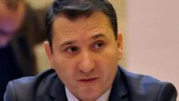 Curtea de Apel Bacău a decis ca primarul suspendat al Bacăului, Romeo Stavarache, să rămână în arest preventiv