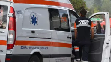Hunedoara: Copil de doi ani la spital după ce a fost lovit cu sapa în cap de tatăl său