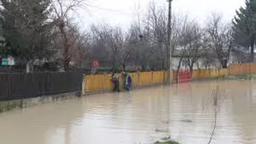 Timiş: 18 localităţi şi două drumuri judeţene, afectate de inundaţii. Cele mai mari pagube sunt în Gătaia