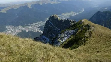 Un lector universitar din Iaşi a murit după ce a căzut într-o prăpastie, într-o expediţie cu studenții