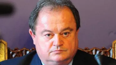 Blaga crede că Macovei ”se exclude singură din partid” prin candidatura anunțată la prezidențiale