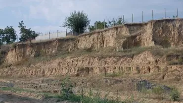Vaslui: Un bărbat a murit după ce a fost acoperit de un mal de lut
