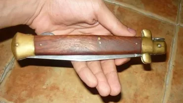 Vaslui: Bărbat arestat după ce și-a ucis un coleg de serviciu, cu un briceag în inimă