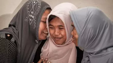 Un cuplu de indonezieni și-a regăsit fiica la 10 ani după tsunami