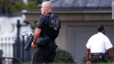 Barack Obama a amânat un discurs după ce un bebeluș a provocat o alertă la Casa Albă