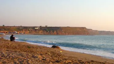 Românul suspectat de Ebola le-a spus medicilor că a fost în vacanță la Vama Veche, iar simptomele le prezintă de trei zile