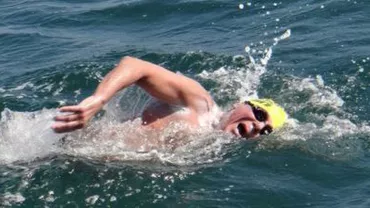 Un australian de 70 de ani a devenit cea mai în vârstă persoană care a traversat înot Canalul Mânecii