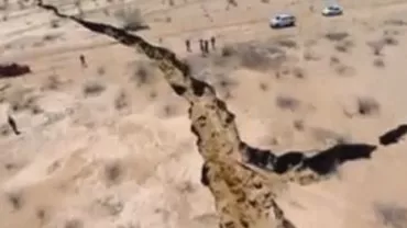 O falie lungă de un kilometru a apărut peste noapte în nordul Mexicului (VIDEO)