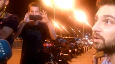 Mircea Badea, bruiat de motociclişti în timpul emisiunii: „Mi-a dat Băsescu un suc şi mi-a spus sa mă duc la Antena 3” (VIDEO)