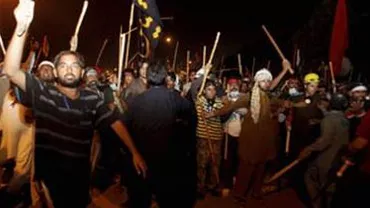 Pakistan: Manifestanții antiguvernamentali opresc emisia televiziunii publice