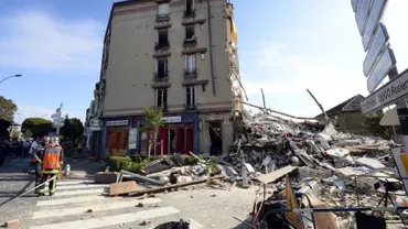 Cel puţin şapte morţi după prăbuşirea blocului de lângă Paris