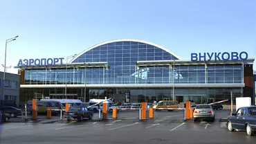 Aeroport din Moscova, evacuat în urma unei amenințări cu bombă