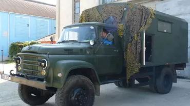 Vehicul militar similar cu cele ale misiunii ruse din Transnistria, depistat în estul Ucrainei
