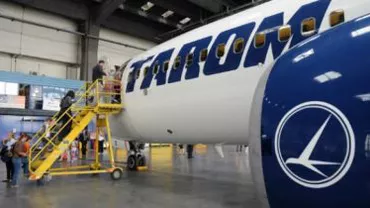 Protest spontan la Tarom: Două curse au fost anulate