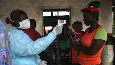 Sierra Leone intră de vineri în carantină națională, într-o încercare de a împiedica răspândirea virusului Ebola
