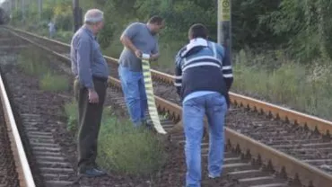 Craiova: Un băiețel de 6 ani și bunicul său au murit după ce au fost loviți de tren