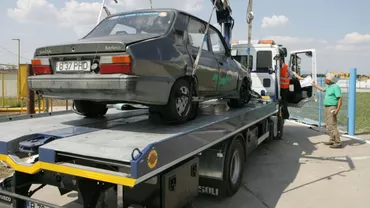 Primăria Arad a vândut la licitație 62 de mașini ridicate de pe străzi
