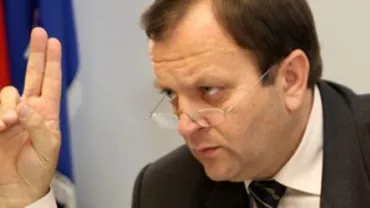 Flutur compară PSD-ul cu președintele Rusiei: PSD anunță zilnic că ia câte un ales local, ca Putin când a anexat Crimeea