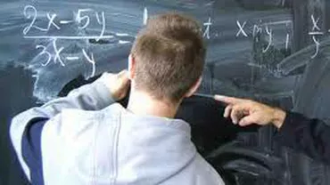 Anchetă în Iași: Un elev de 13 ani, la spital după ce ar fi fost bătut de o profesoară