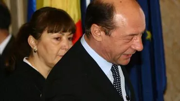 Macovei i-a scris președintelui Băsescu, cerându-i organizarea unui referendum pe 16 noiembrie pentru restrângerea imunităţii demnitarilor