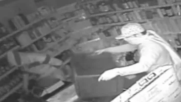 Jaf în 40 de secunde și o pagubă de 5.000 de lei pentru un magazin din județul Constanța (VIDEO)