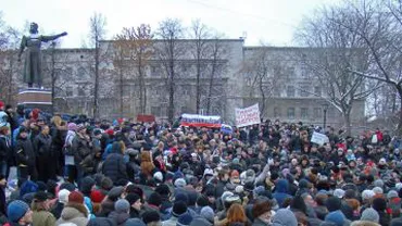 Vladimir Putin a promulgat o lege prin care interzice mitingurile și protestele pe timp de noapte