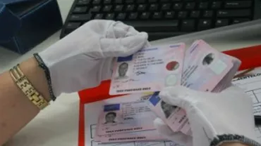 Angajat de la Serviciul Permise Auto Covasna, prins în flagrant când primea mită