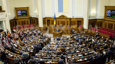 Parlamentul ucrainean a adoptat cinci legi împotriva corupției