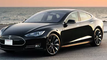 Tesla a prezentat o versiune cu tracţiune integrală a sedanului Model S
